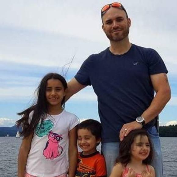 Meet your Posher, Eric - Picture 1 of 1